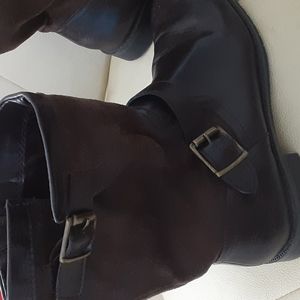 Ladies boots.
